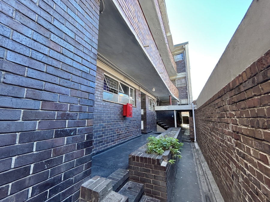 Commercial Property for Sale in Parow Western Cape